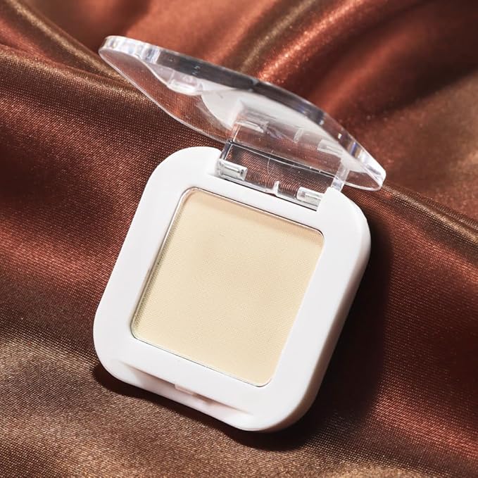 evpct Matte Nude Beige Mini Single Eyeshadow Palette, French Anilla Nude Natural Cream Matte Eye Shadow Palette Makeup Singles for Older Women Eyes, High Pigment Long Lasting Monochrome Eyeshadow