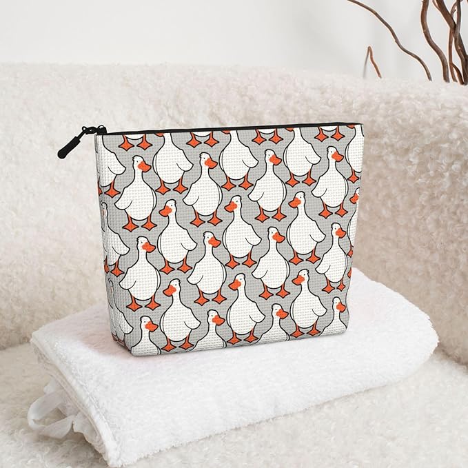 MOLAIGIN White Black Gooses Cosmetic Bag For Women, Travel Makeup Bag, Toiletry Zipper Bag, Large Capacity Aesthetic Cases