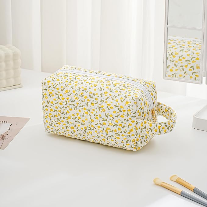 Makeup Bag Travel Cosmetic Bag for Women, Zipper Make Up Pouch, Floral Flowers Toiletry Organizer Makeup with Handle, Cosmetic Travel Cloth Bag (Yellow Floral)
