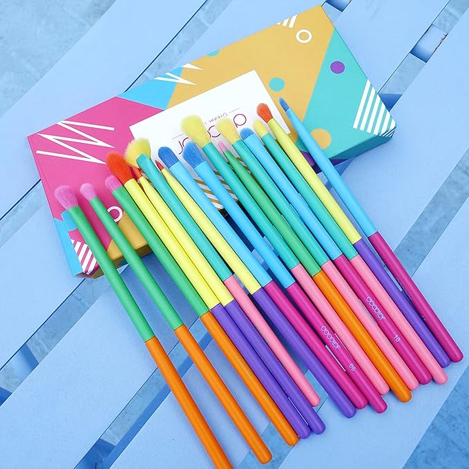 Docolor Eye Makeup Brushes 16pcs Colorful Eyeshadow Makeup Brush Set Professtional Eyeshadow Brushes with Soft Synthetic Hairs & Real Wood Handle for Eyeshadow, Eyebrow, Eyeliner, Blending