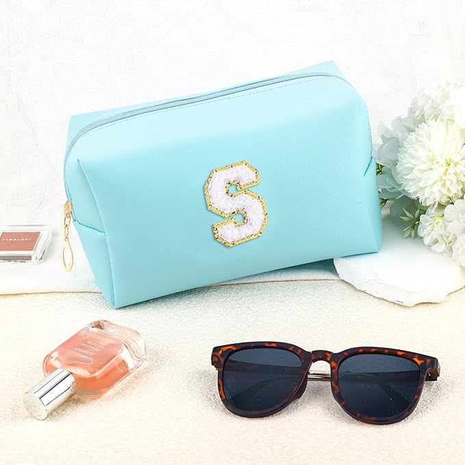 Gifts for Girls Initial Makeup Bag Personalized Cosmetic Bag with Zipper Cute Travel Toiletry Bag Waterproof PU Preppy Makeup Pouch Birthday Gift for Teen Girls Women(Blue S)