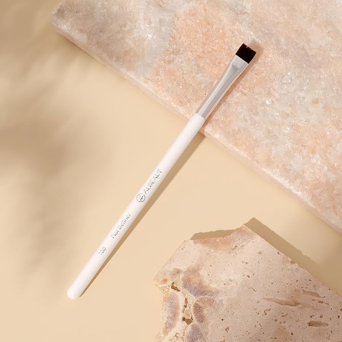 Flat Eyebrow Concealer Brush, Eyeliner Definer Makeup Brush Winged Liner for gel powder products (188 flat definer)