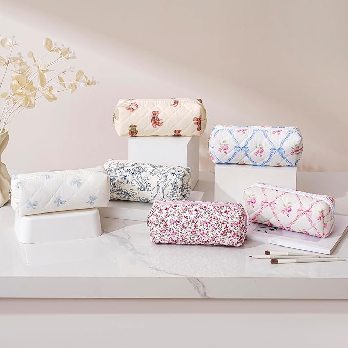 Cute Floral Cotton Makeup Brush Cosmetic Bag for Women, Travel Quilted Zipper Make Up Bag, Flowers Toiletry Organizer Case Kawaii Makeup Cosmetic Travel Cloth Pouch (Pink+Red Floral)