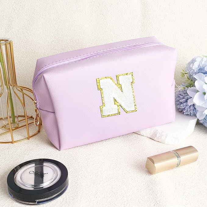 Gifts for Girls Initial Makeup Bag Personalized Cosmetic Bag with Zipper Cute Travel Toiletry Bag Waterproof PU Preppy Makeup Pouch Birthday Gift for Teen Girls Women(Purple N)