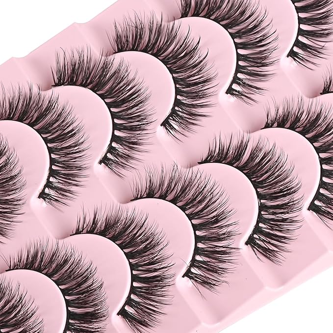 FARRED Cat Eye Lashes Natural Fake Eyelashes Short Wispy Lash Strips Volume Eyelash Cateye Medium Length False Lashes Natural Looking Full Short Strip Pestañas Set for Beginners