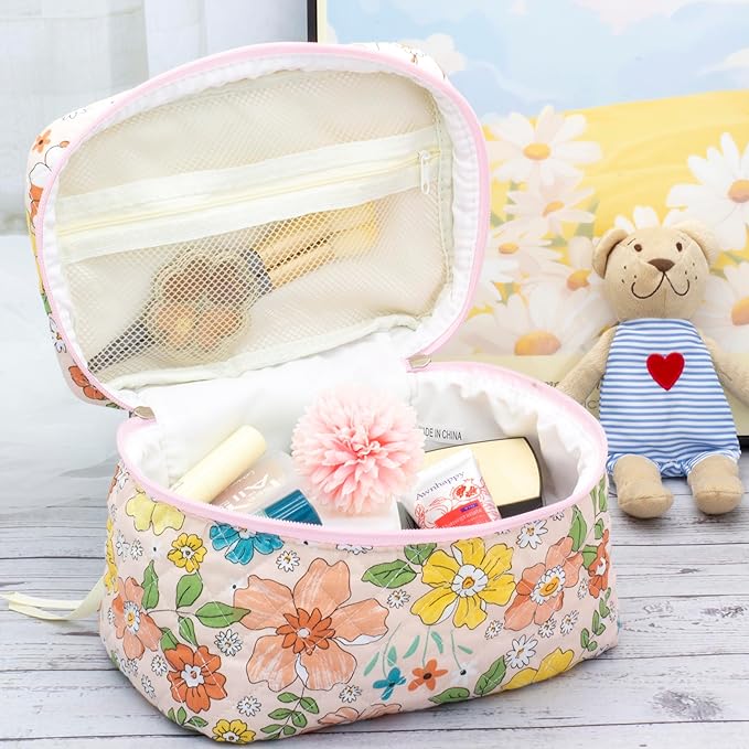PAZIMIIK Quilted Makeup Bag Large Travel Zipper Soft Cosmetic Case for Women Girls Make Up,Floral Orange