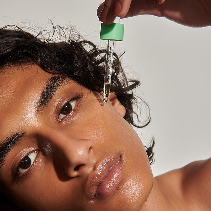 good light Alphabet Oil. Lightweight & Non-Greasy For Oily, Acne Prone Skin. Use Daily For Face, Neck, Chest, & Hands. Made With Vitamin C, Vitamin E, and Jojoba Oil. Vegan Korean Skin Care, 1 Fl. Oz.