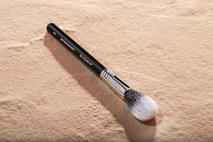 Sigma Beauty F12 Setting Powder™ Brush