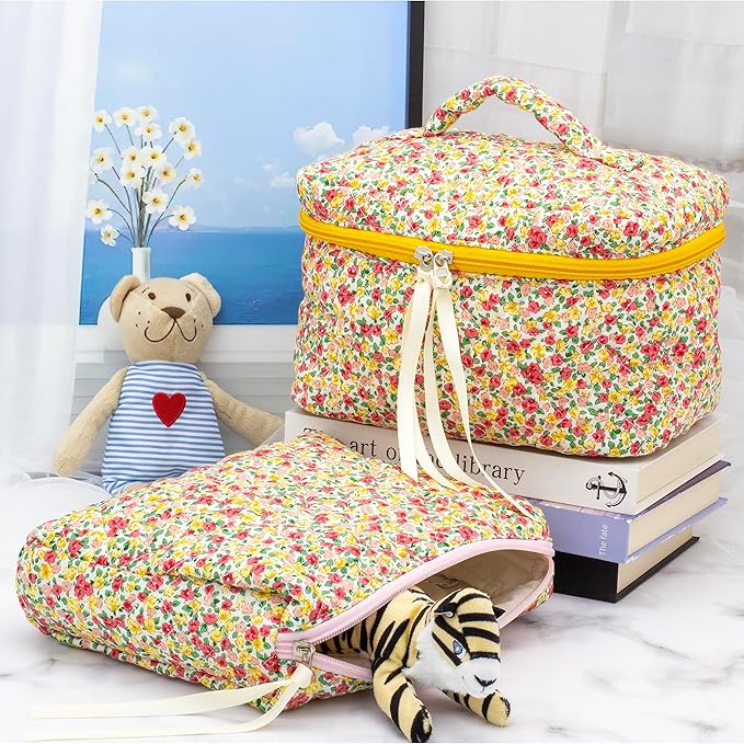 PAZIMIIK Quilted Makeup Bag Large Travel Zipper Soft Cosmetic Pouch for Women Girls Make Up,Little Flower