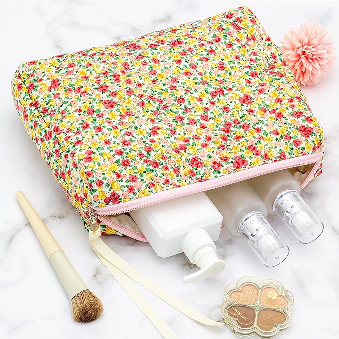 PAZIMIIK Quilted Makeup Bag Large Travel Zipper Soft Cosmetic Pouch for Women Girls Make Up,Little Flower